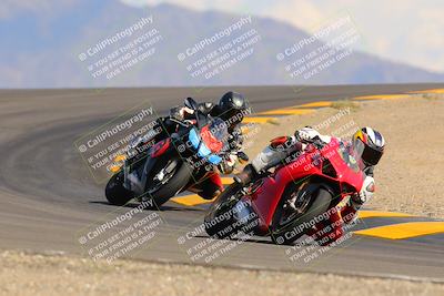 media/Oct-03-2022-Moto Forza (Mon) [[5f077a3730]]/Advanced Group/Session 5 (Turn 12)/